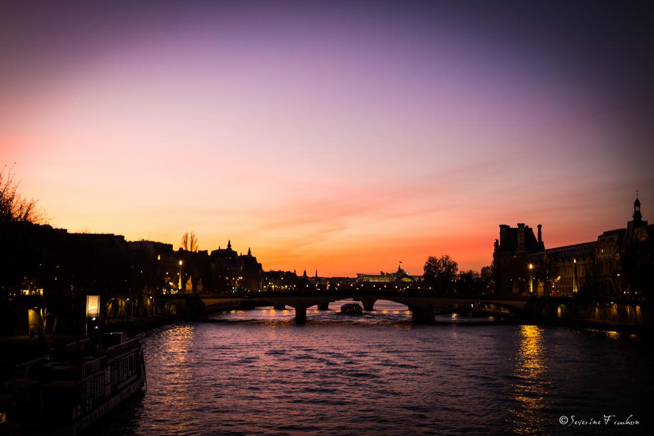 Coucher de soleil sur le Pont du Caroussel