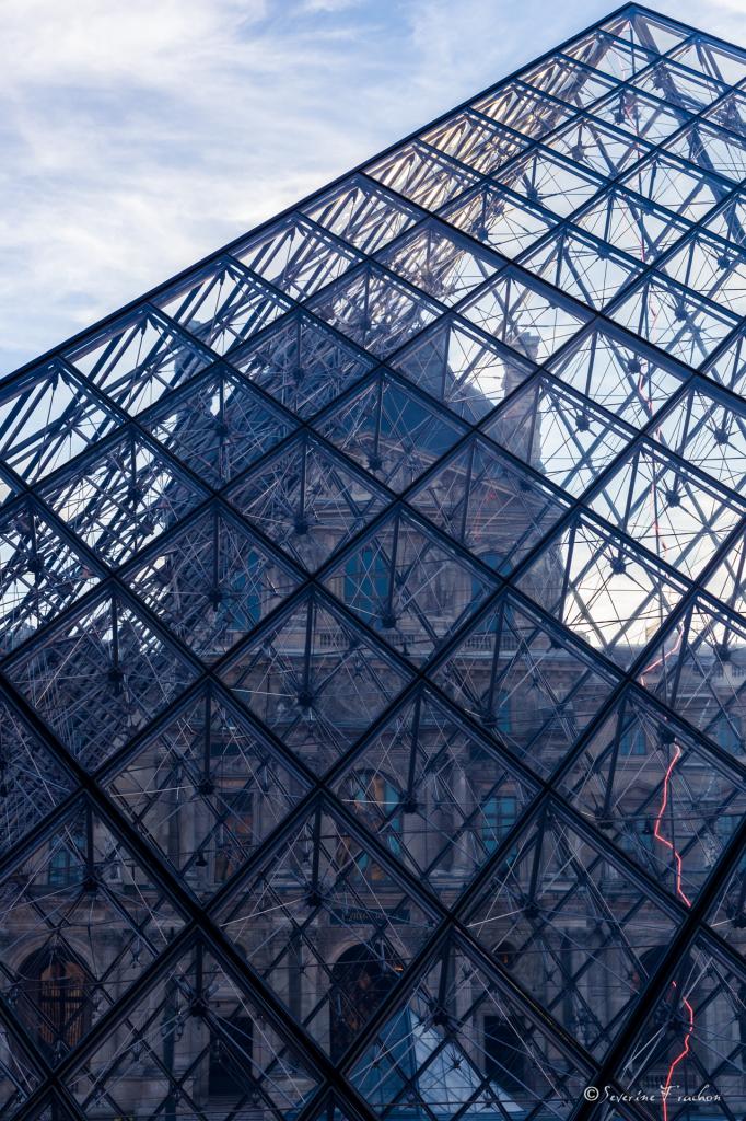 Transparence de la pyramide